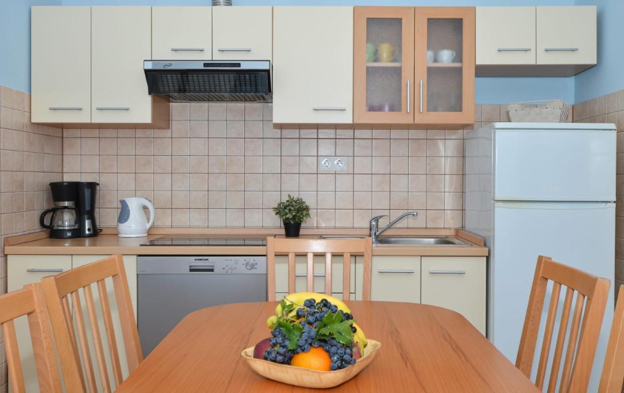 Apartment Santo - Okrug Gornji *