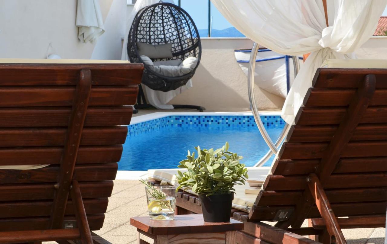 Apartment Santo - Okrug Gornji *