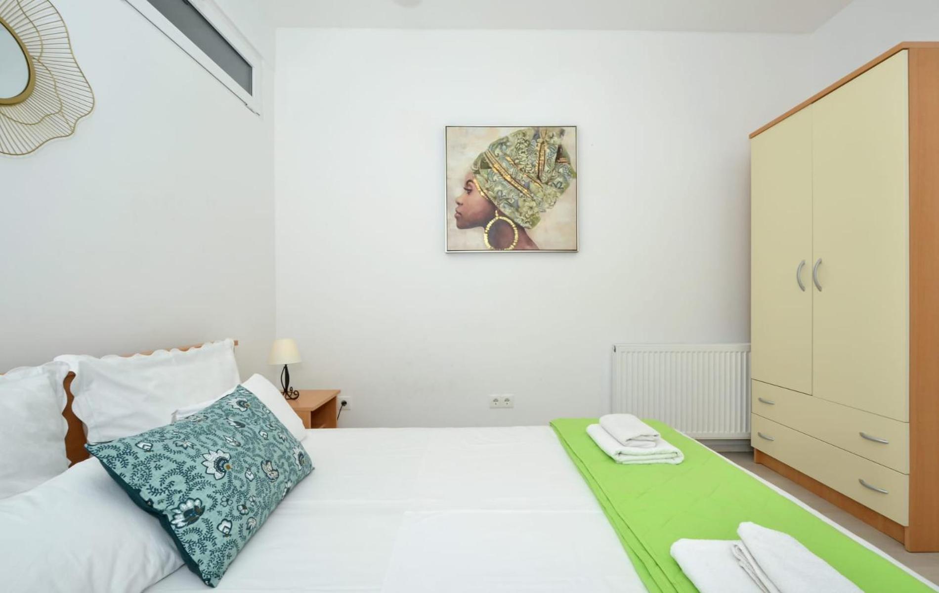 Apartment Santo - Okrug Gornji